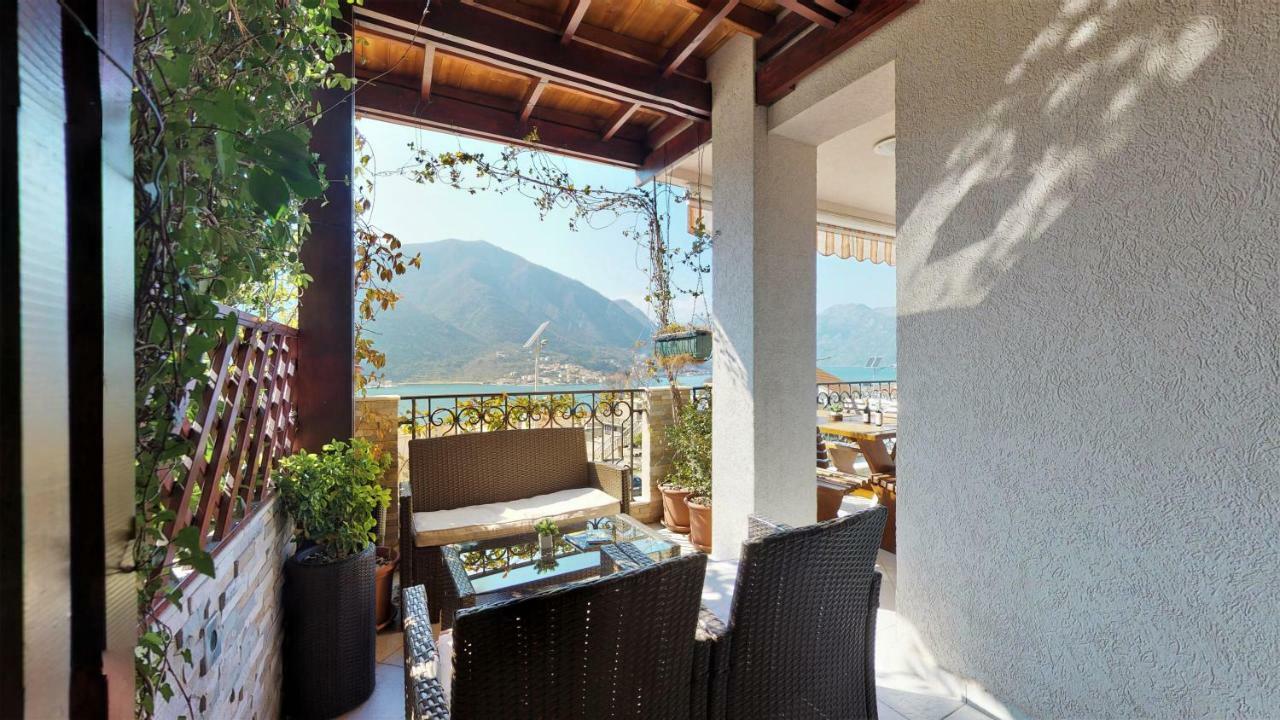 Apartment Stella Di Cattaro Luaran gambar