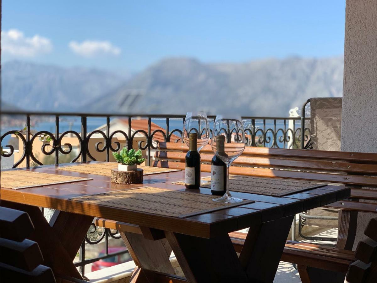 Apartment Stella Di Cattaro Luaran gambar